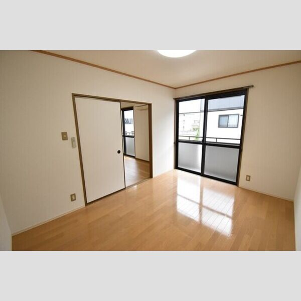 その他 (南側洋室6帖)