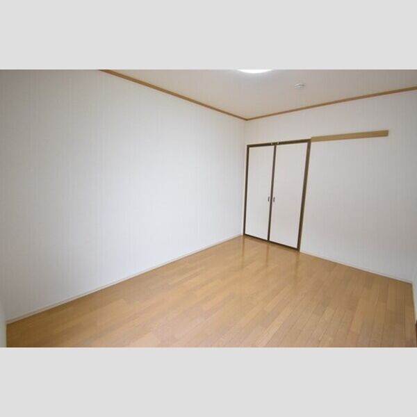 その他 (南側洋室6帖)