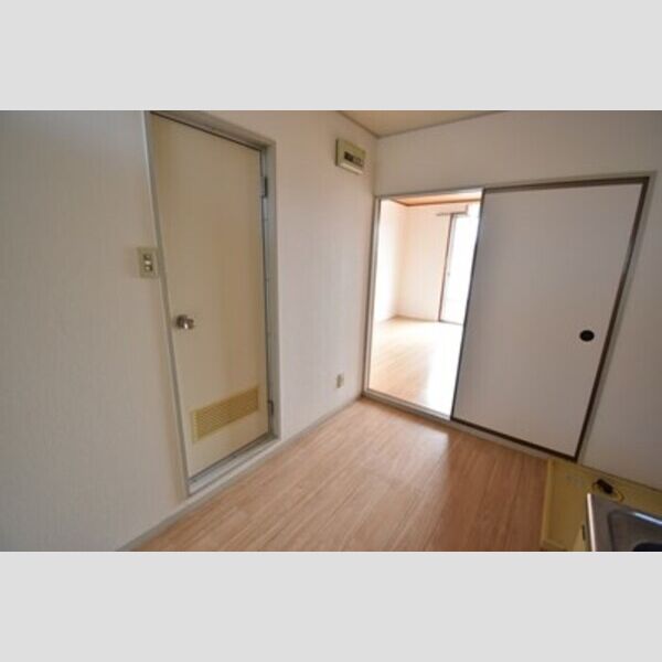 その他 (キッチン3.2帖)