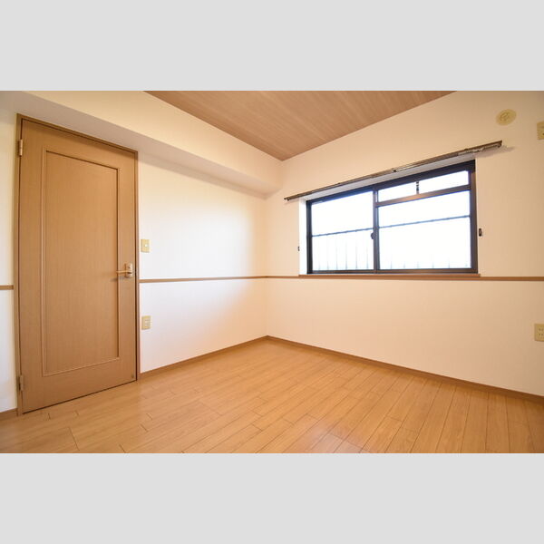 その他 (洋室5.5帖)