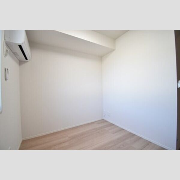 その他 (北東洋室4.1帖)