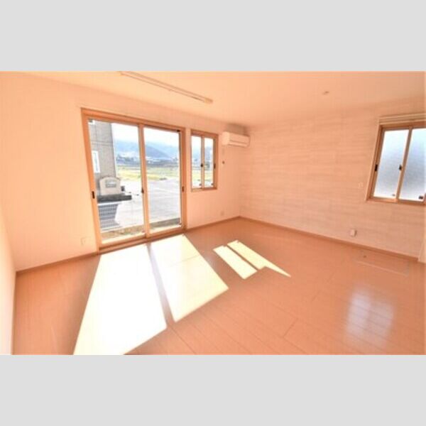 その他 (LDK11.5帖)