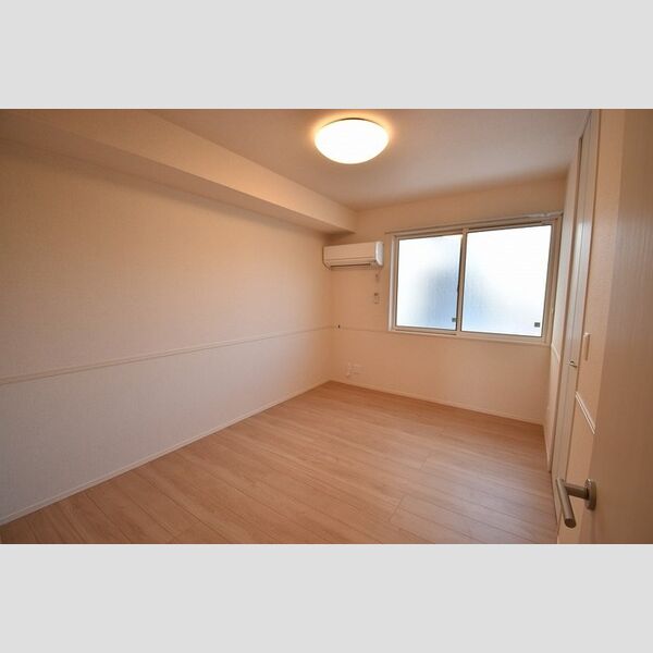 その他 (洋室6.0帖)