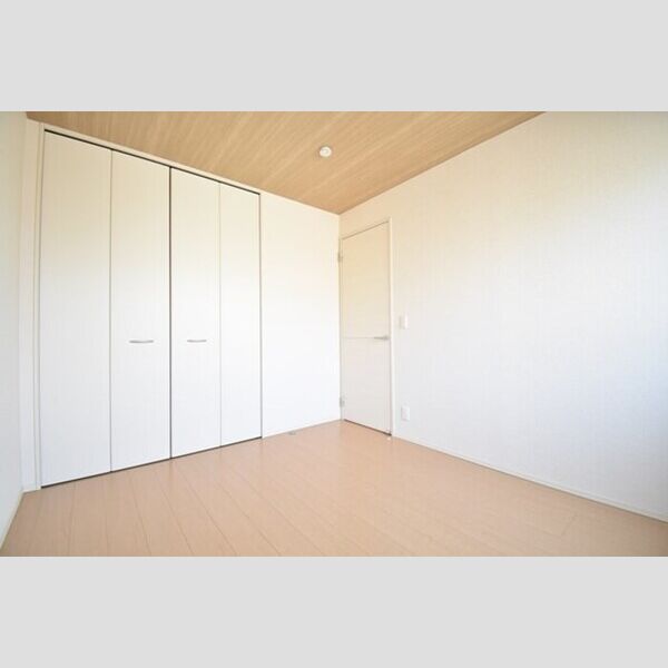 その他 (洋室5.3帖)