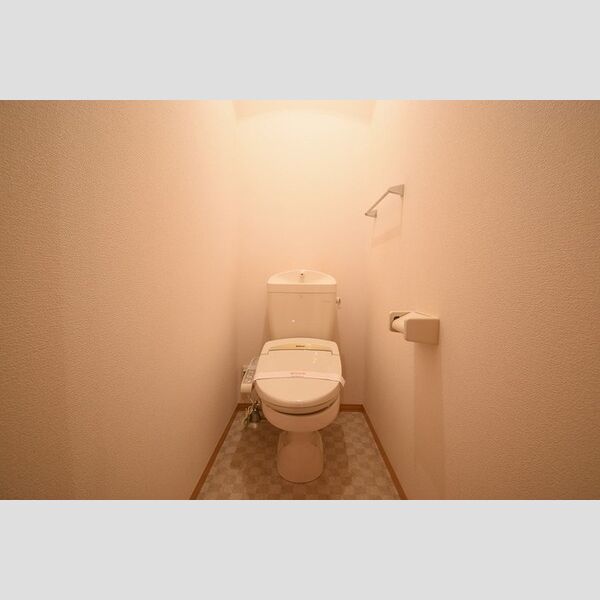 トイレ (温水洗浄暖房便座)