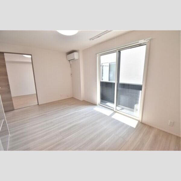 その他 (LDK13.9帖)