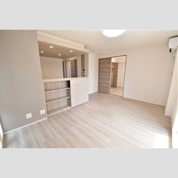 その他 (LDK13.9帖)