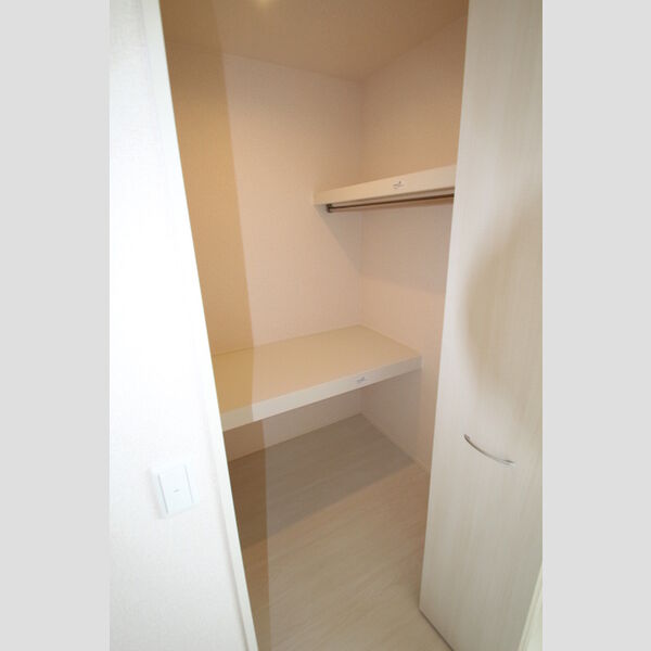 収納 (クローゼット)