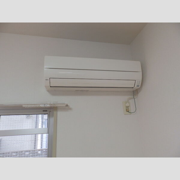 その他設備 (洋室備付エアコン)