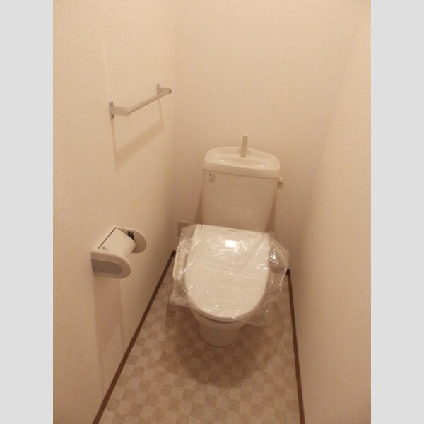 トイレ (温水洗浄暖房便座)