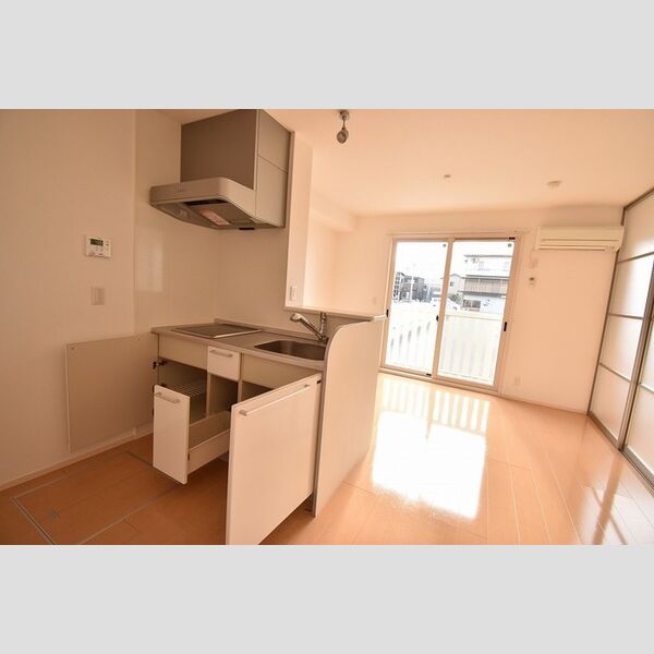 キッチン (キッチン)