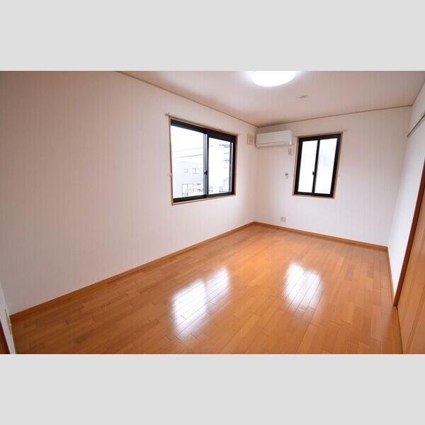 その他 (洋室)