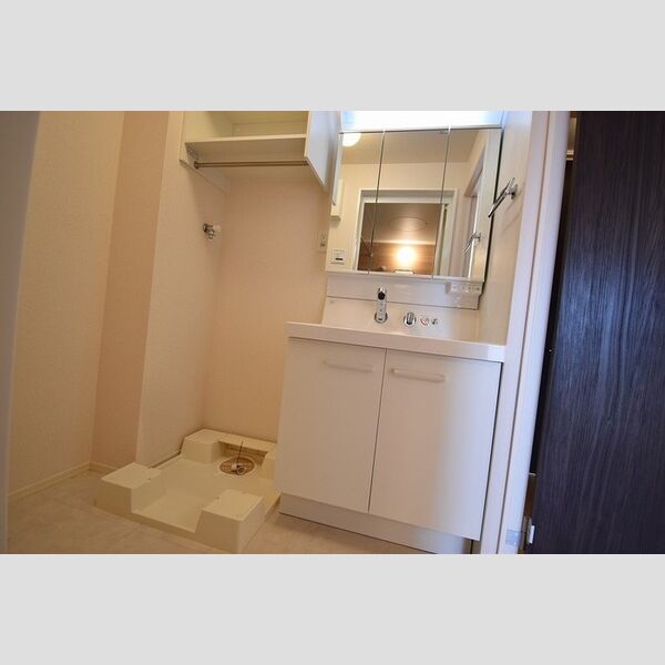 洗面所 (洗面室)