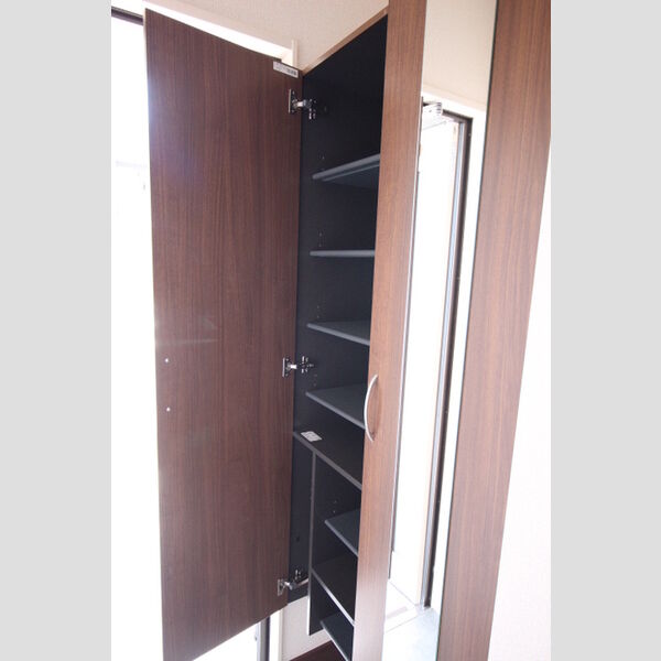 玄関 (シューズボックス)