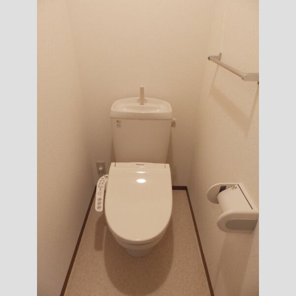 トイレ (温水洗浄暖房便座)