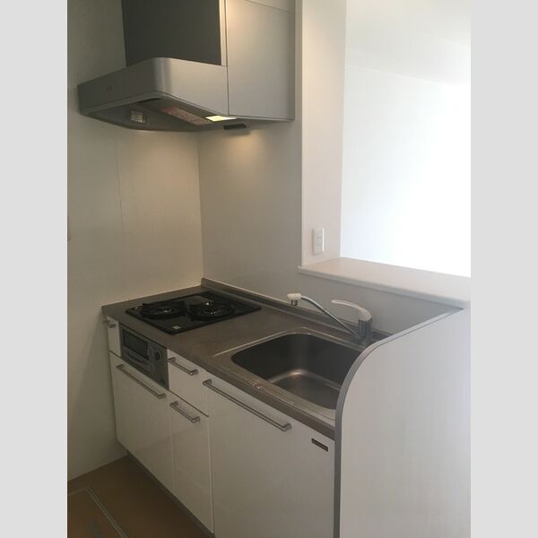 キッチン (2口コンロ、グリル付)