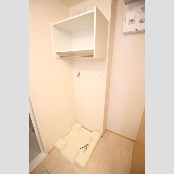 その他 (洗濯機置き場)