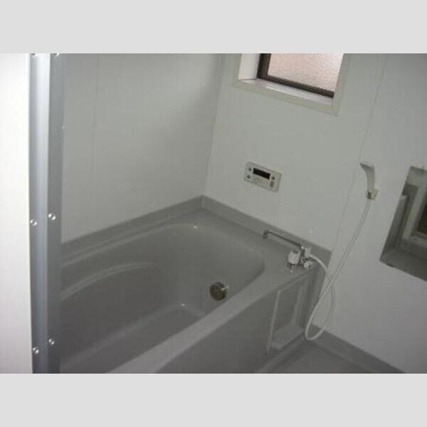 居室・リビング (リビングタウン松縄B棟B102 風呂)