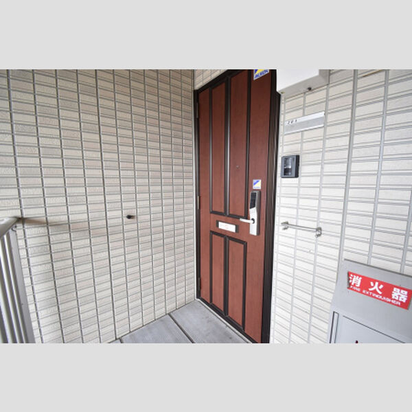 玄関 (玄関)