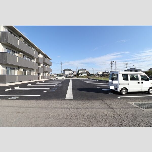 駐車場 (駐車場)