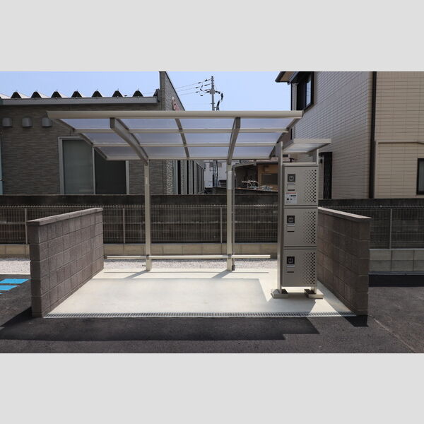 現地周辺 (駐輪場)