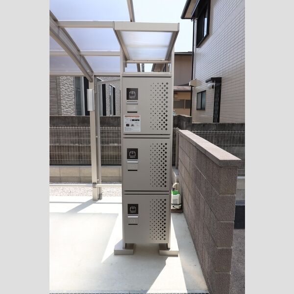 現地周辺 (宅配ボックス)