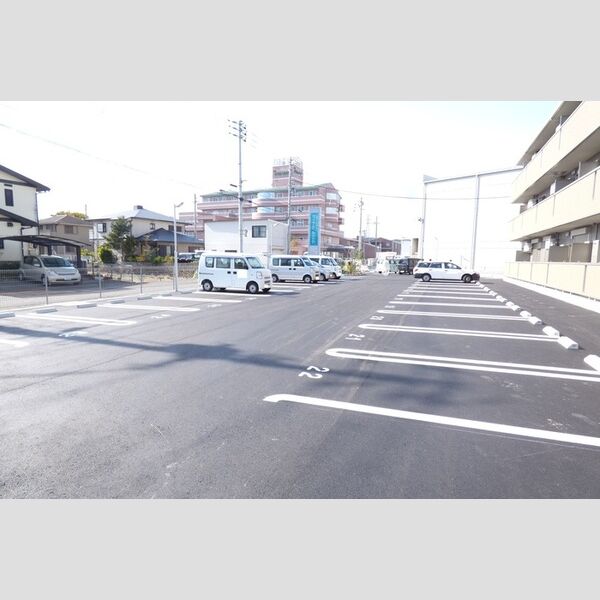 駐車場 (駐車場)