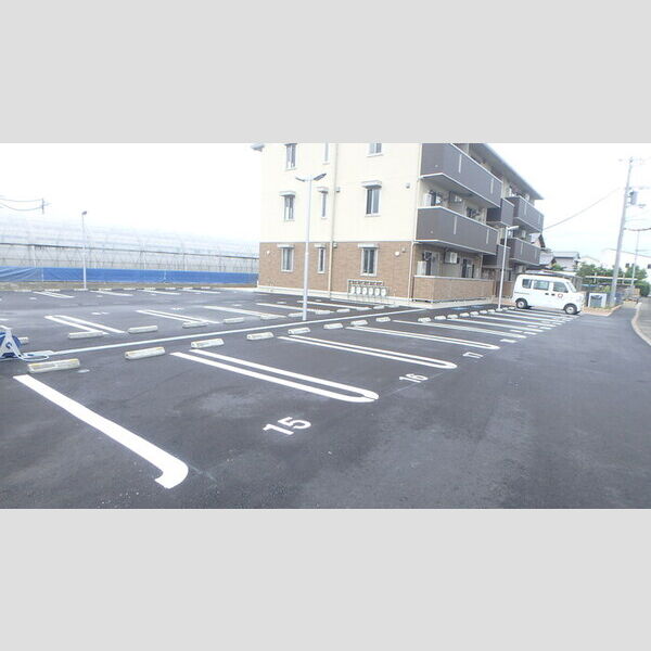 駐車場 (駐車場)