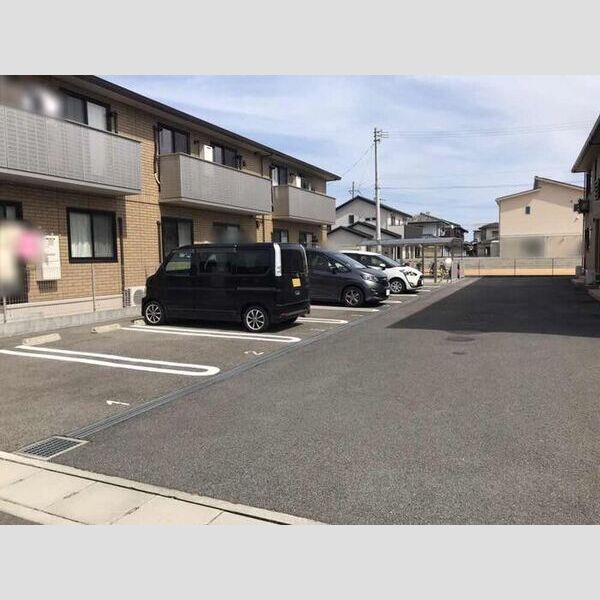 駐車場 (駐車場)