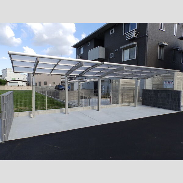 現地周辺 (駐輪場)