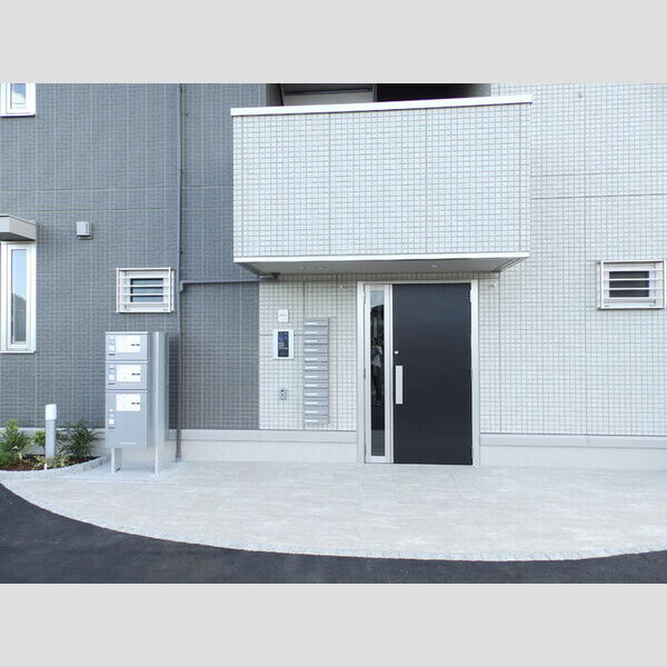 エントランス (エントランス)