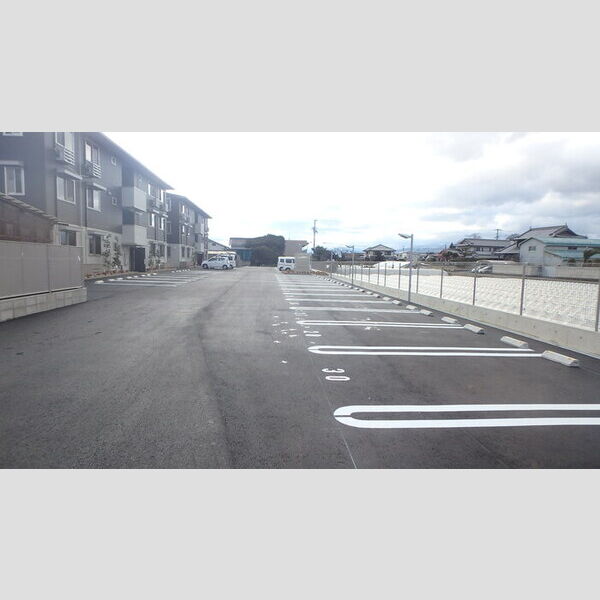 駐車場 (駐車場)