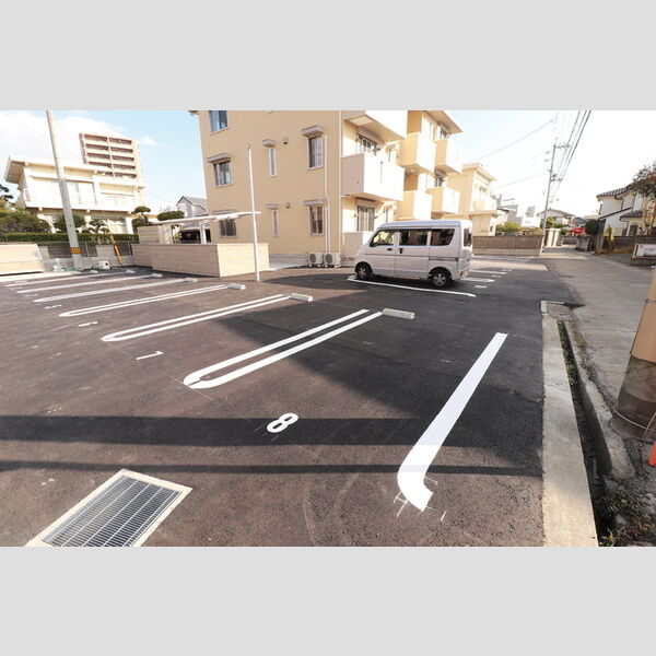 駐車場 (駐車場)