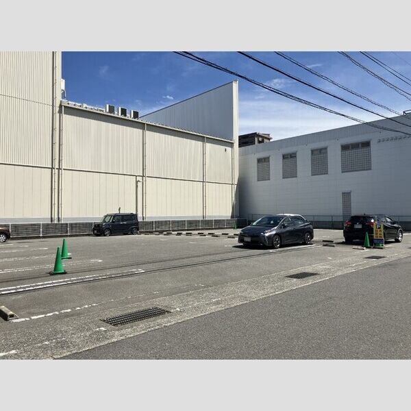 駐車場 (駐車場)