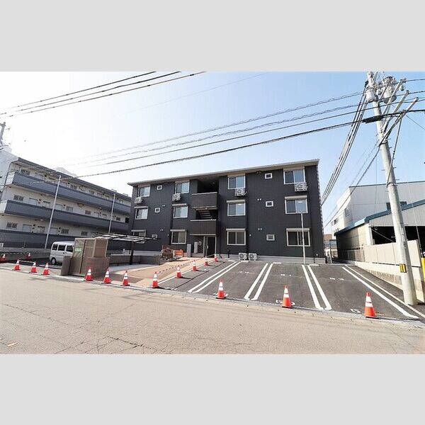 駐車場 (駐車場)