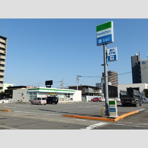 現地周辺 (ファミリーマート　沖浜3丁目店　徒歩150m)