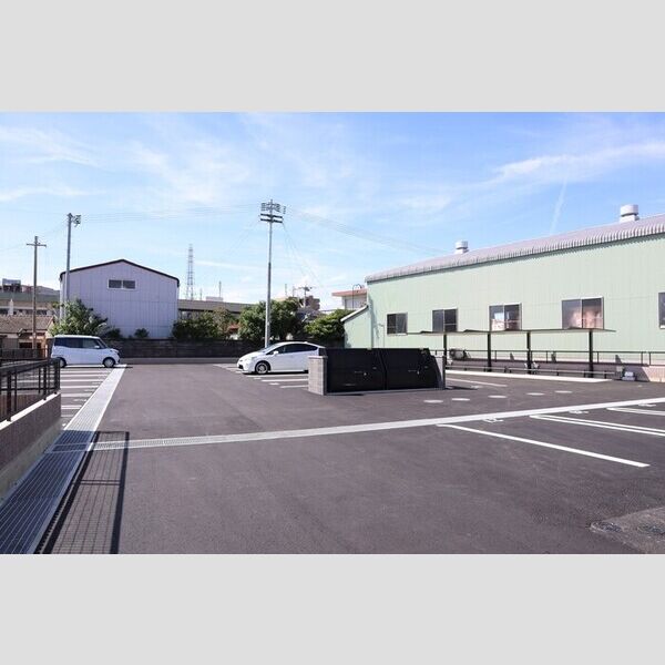 駐車場 (駐車場)