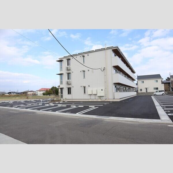 駐車場 (駐車場)