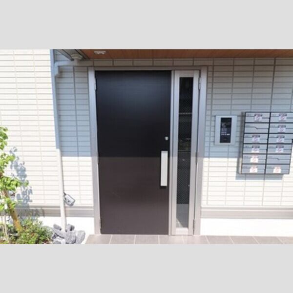 エントランス (エントランス)