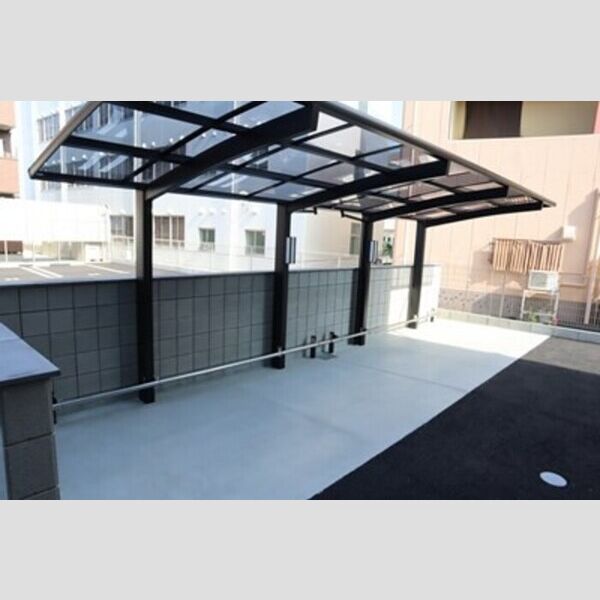 現地周辺 (駐輪場)