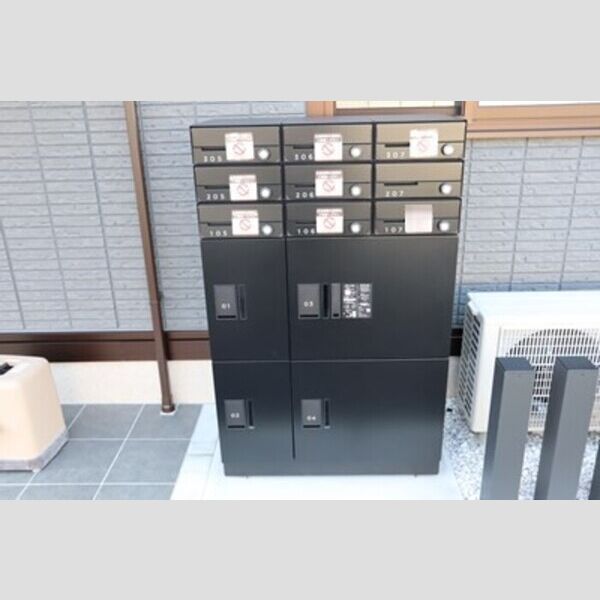 現地周辺 (郵便ポスト・宅配ボックス)