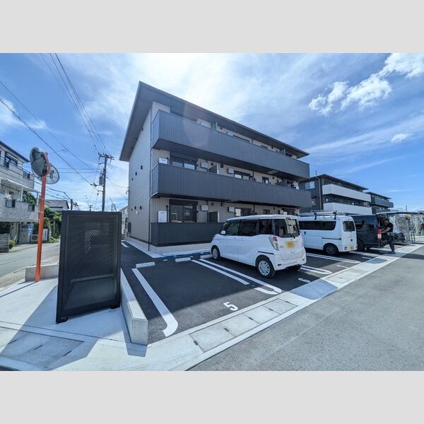 駐車場 (駐車場)