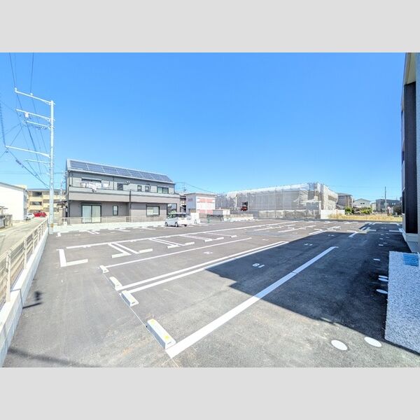 駐車場 (駐車場)