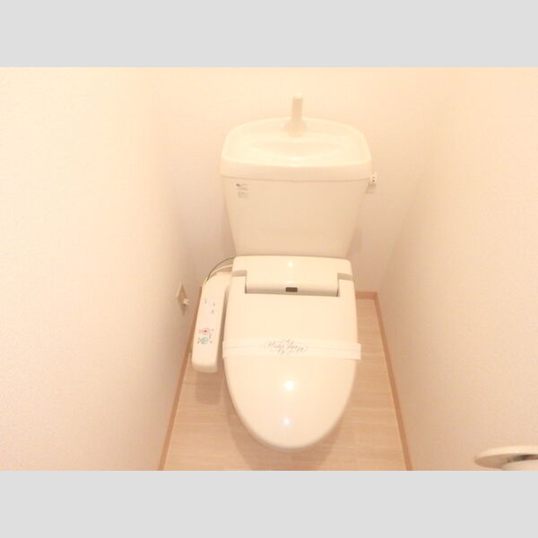 トイレ (温水洗浄暖房便座)