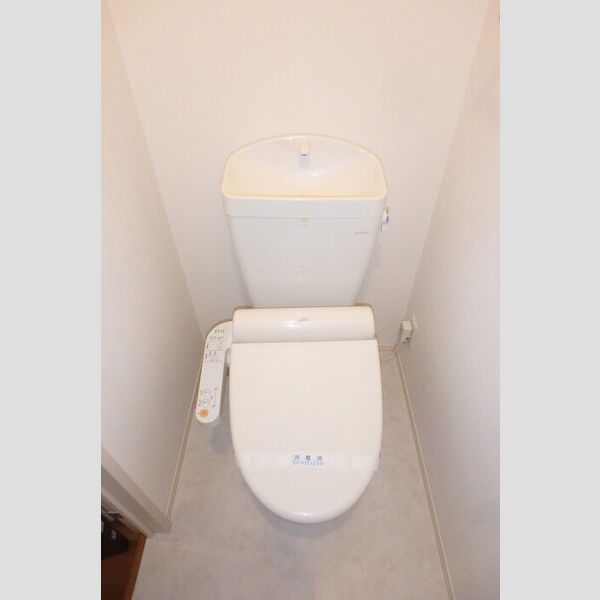 トイレ (温水洗浄暖房便座)