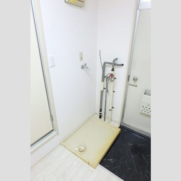 その他設備 (室内洗濯機置場)