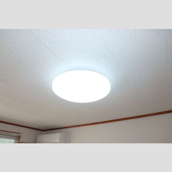 その他設備 (居室照明)