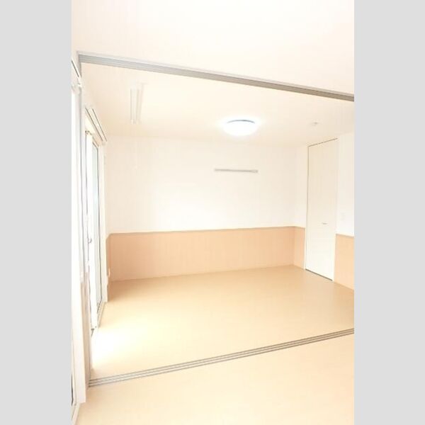 その他 (洋室6帖)