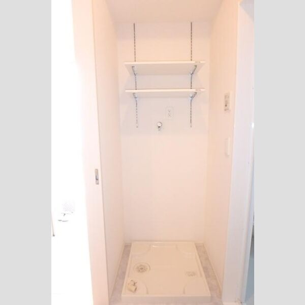 その他 (室内洗濯機置場)