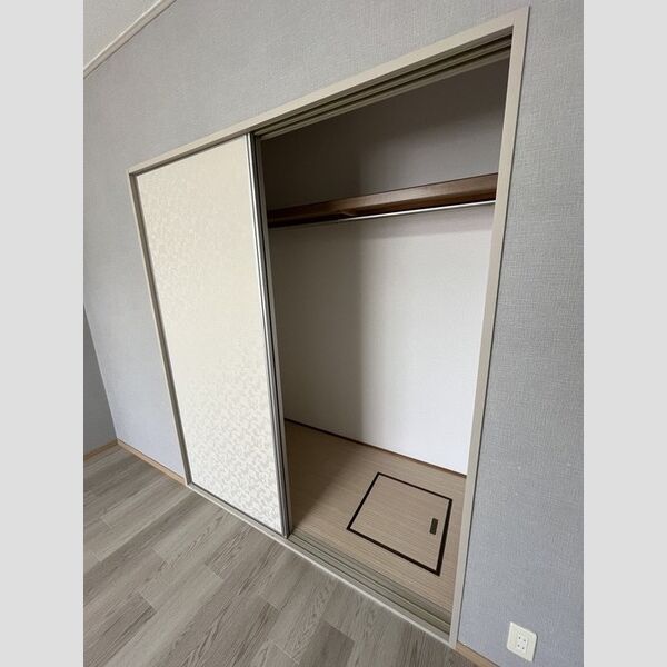 収納 (クローゼット)